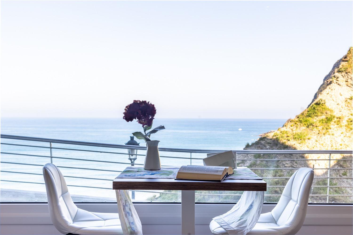 Apartamentos Kresala - Vistas Al Mar ゲタリア エクステリア 写真